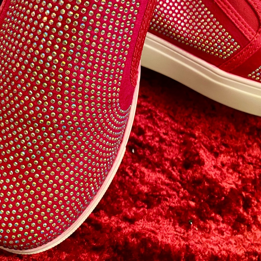 BNWOT Pink Iridescent Crystal Canvas Slip On Sneakers Size 10.5 (42) - Picture 5 of 6